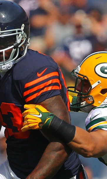 Chicago Bears TE Martellus Bennett calls holdout coverage 'silly'